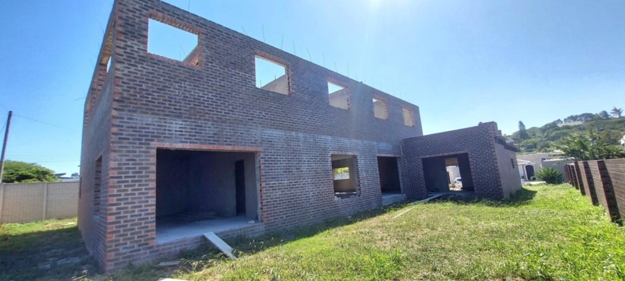 6 Bedroom Property for Sale in Sunrise On Sea Eastern Cape